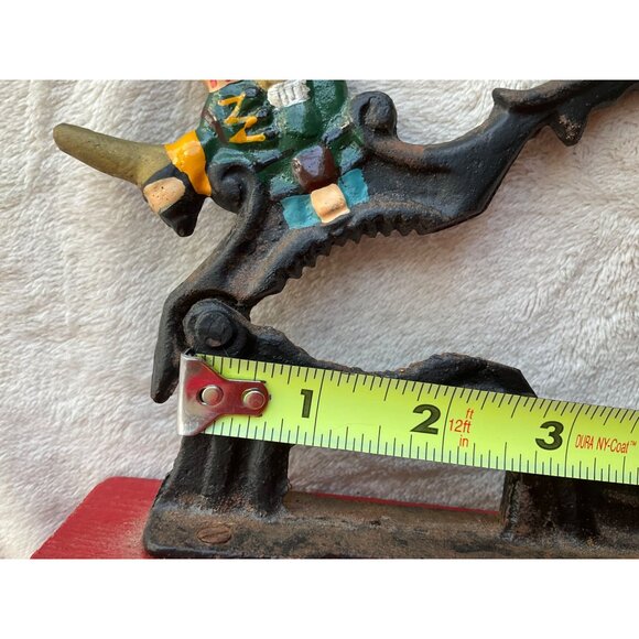 Vintage Cast Iron Figural Nutcracker Red Wooden Base Collectible Kitchen Tool - Picture 11 of 13
